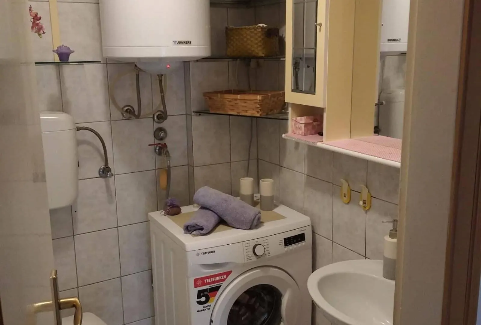 דירות PUY Apartman Monte Zaro קרואטיה